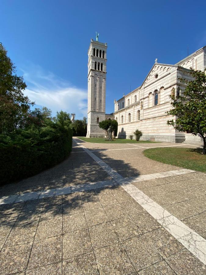 Appartamento New Stylish & Modern Studio Apart - With Sea View Pola Esterno foto