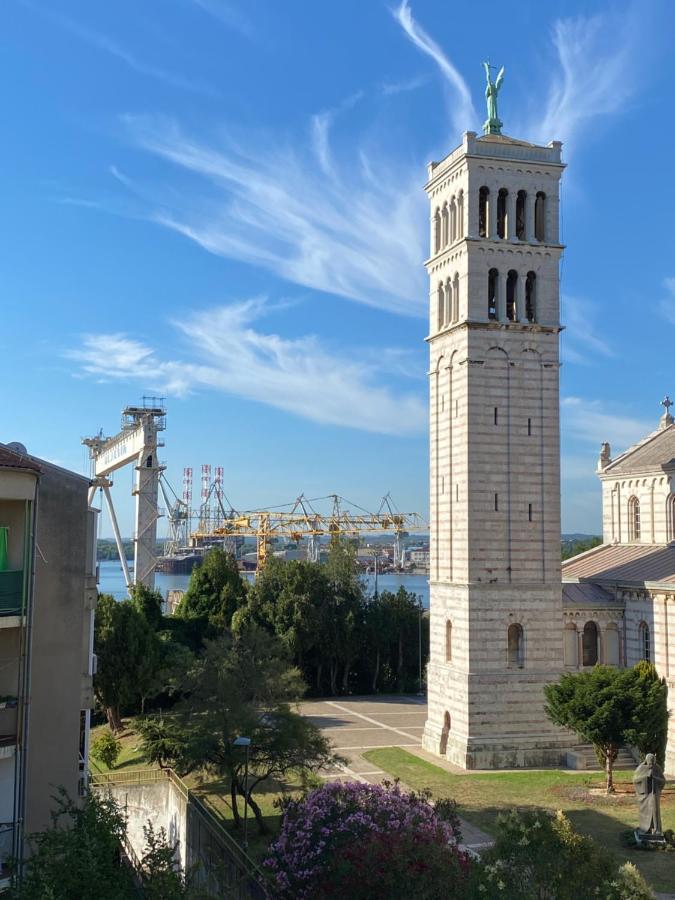 Appartamento New Stylish & Modern Studio Apart - With Sea View Pola Esterno foto