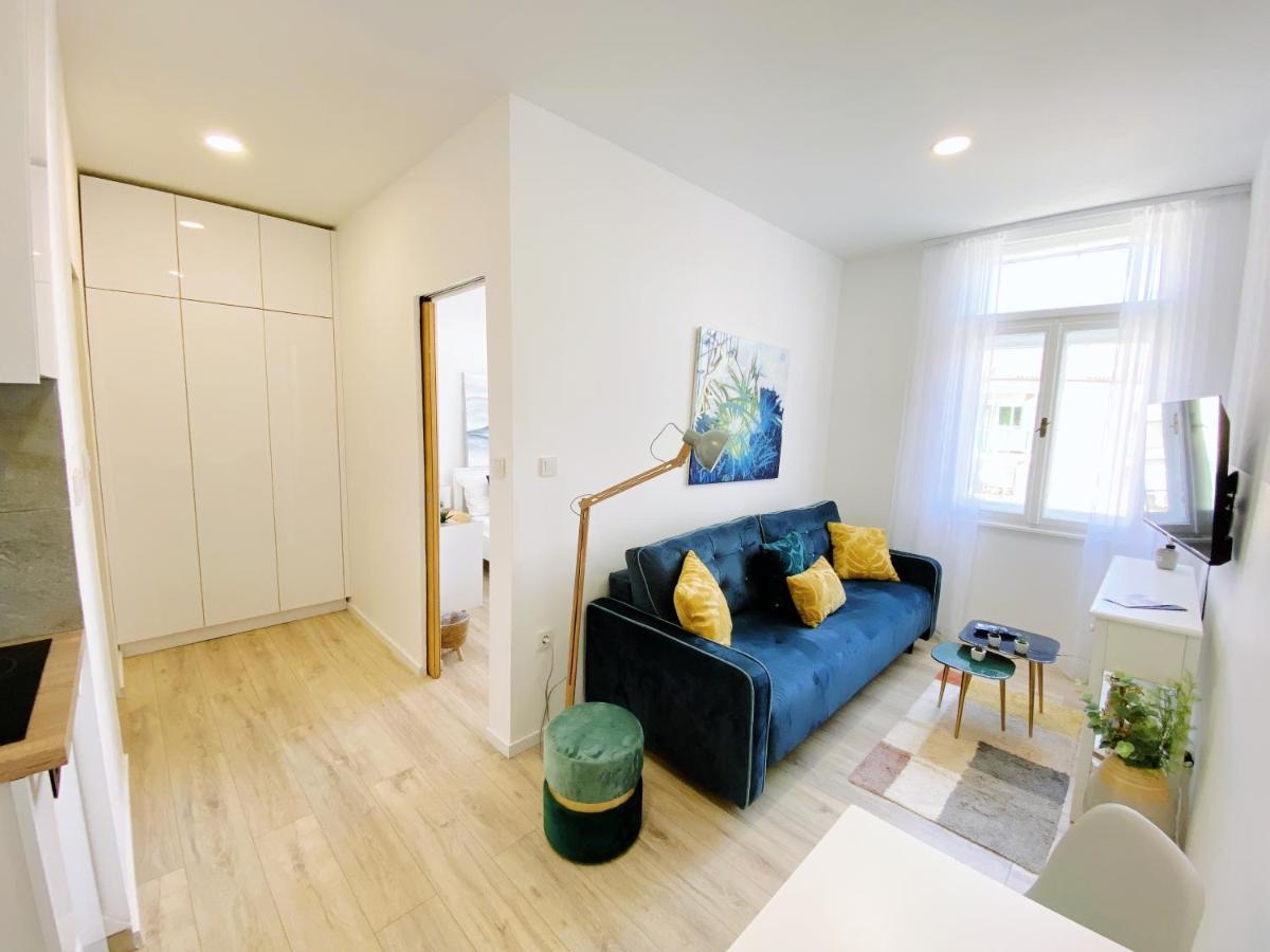 Appartamento New Stylish & Modern Studio Apart - With Sea View Pola Esterno foto